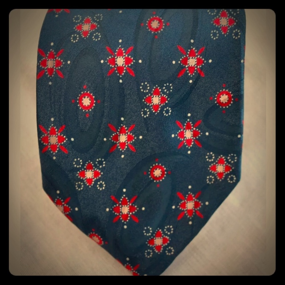 VTG MENS DIOR TIE. NAVY&RED FLORALS 60 in signed